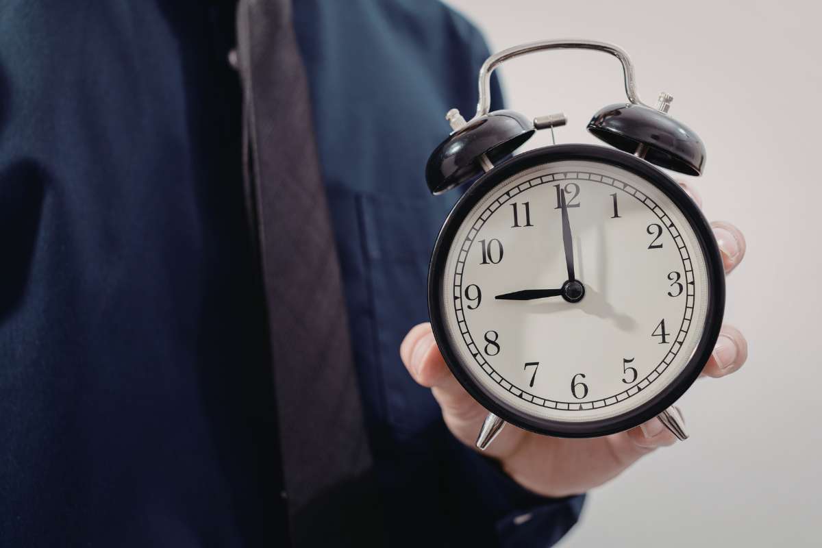 How the 8-8-8 Rule Boosts Daily Productivity & Peace | Enterprise Chronicles