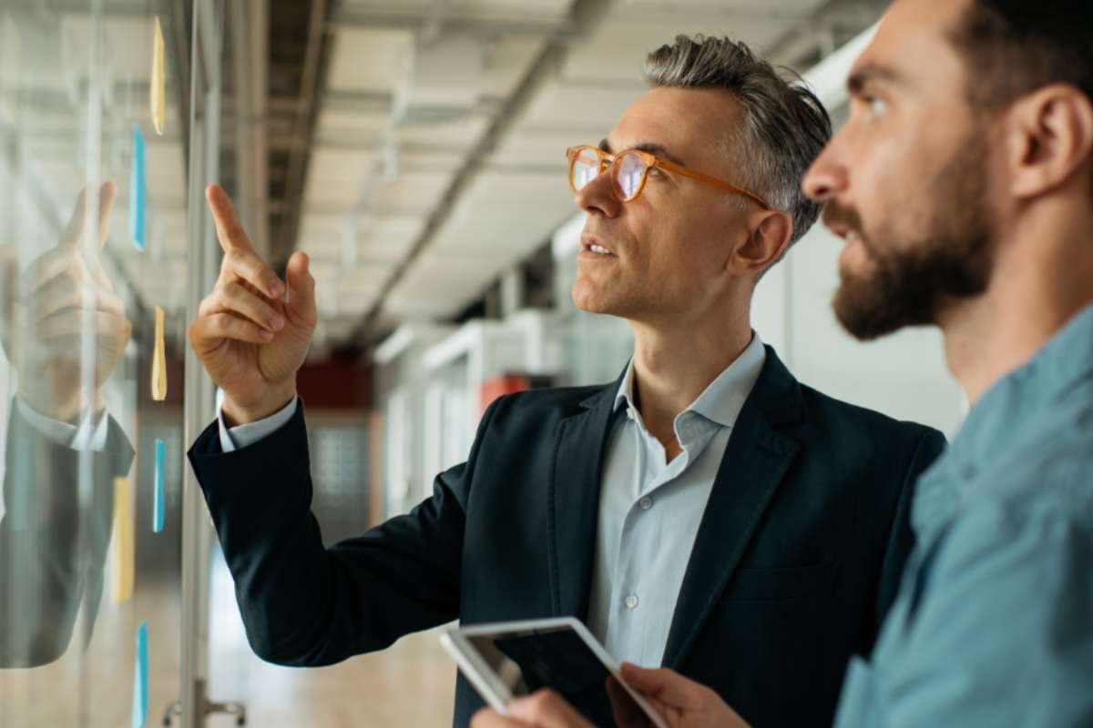 Strategic Management in Business: Process, Benefits & Key Mistakes | Enterprise Chronicles