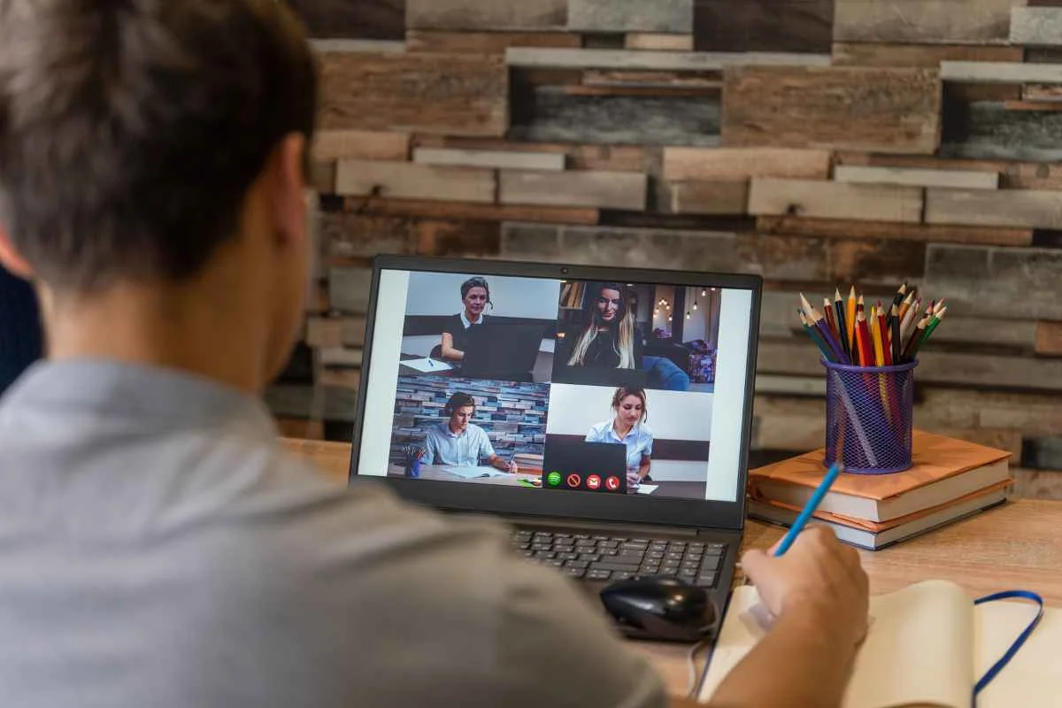 Online Education: Transforming Learning in the Digital Era | Enterprise Chronicles